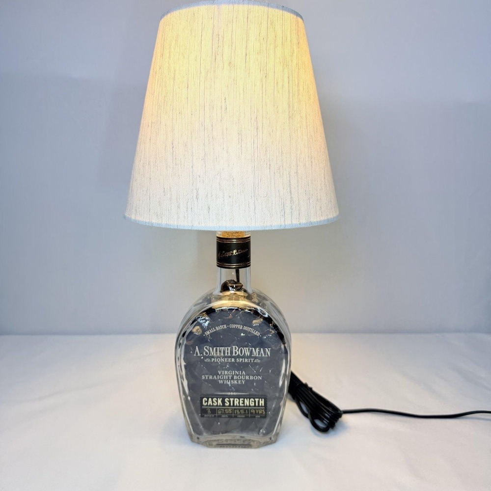 A. Smith Bowman‎ Bottle Lamp Pioneer Spirit Virginia Whiskey Batch 3 Fathers Day